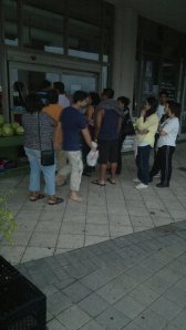 line up outside a convenient store